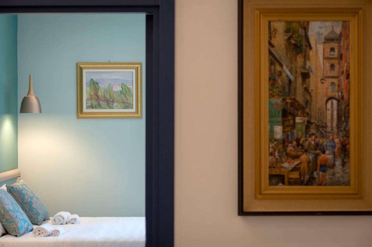 Single Room,790294437:JPEG